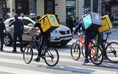 La Seguridad Social devuelve las cuotas pagadas a repartidores declarados falsos autónomos